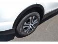 Super White - RAV4 LE Photo No. 9