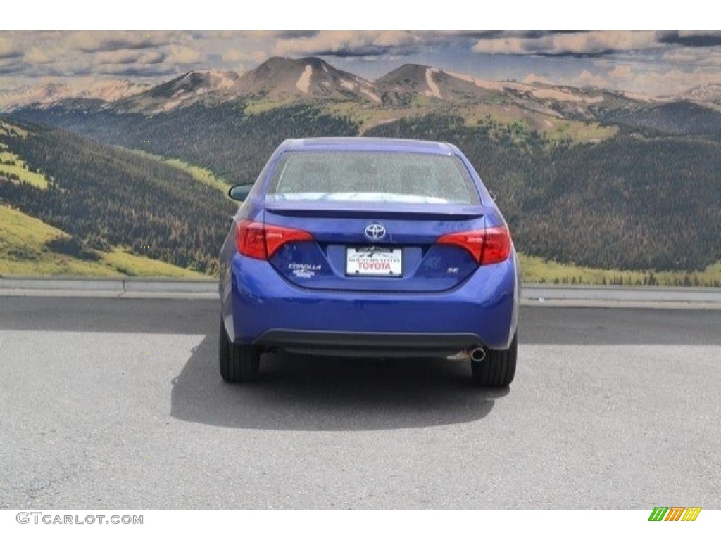 2017 Corolla SE - Blue Crush Metalic / Black photo #4