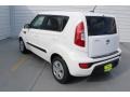 2013 Clear White Kia Soul 1.6  photo #7