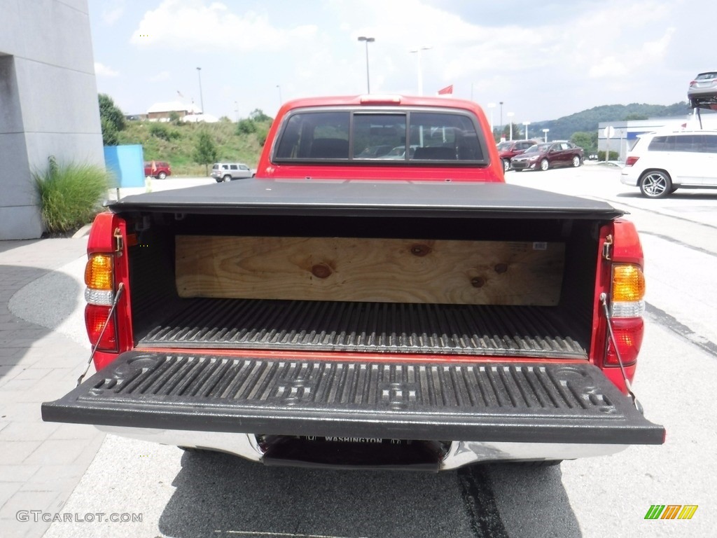 2003 Tacoma V6 TRD Xtracab 4x4 - Radiant Red / Oak photo #12
