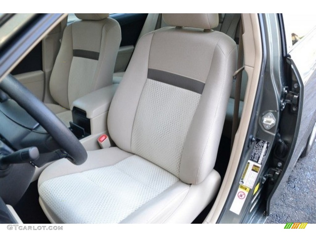 2014 Camry LE - Cypress Pearl / Ivory photo #12