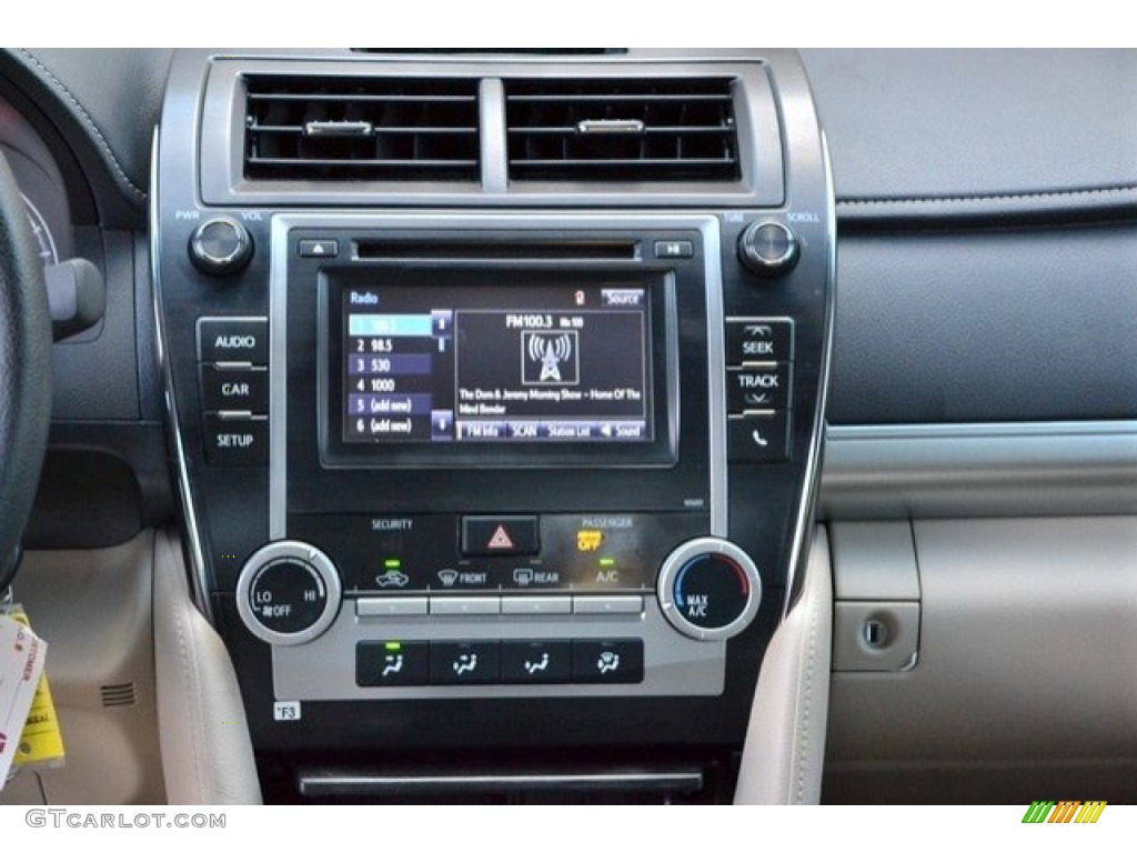 2014 Camry LE - Cypress Pearl / Ivory photo #14