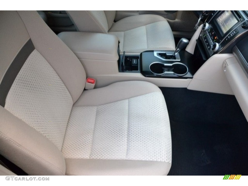 2014 Camry LE - Cypress Pearl / Ivory photo #17