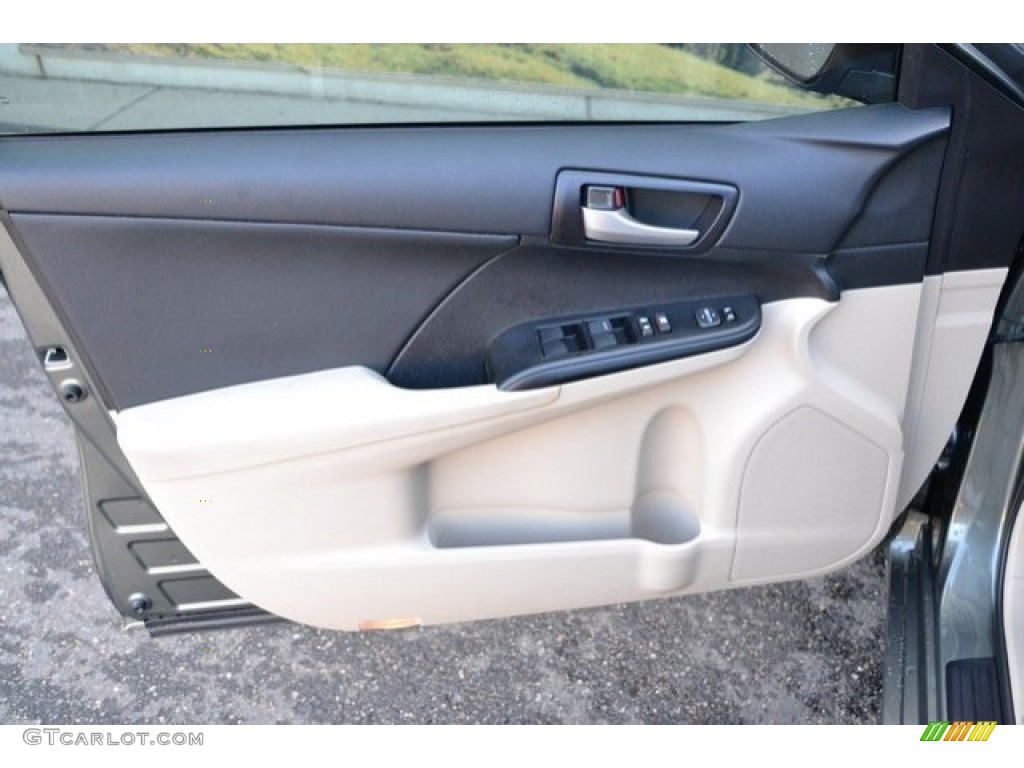 2014 Camry LE - Cypress Pearl / Ivory photo #24