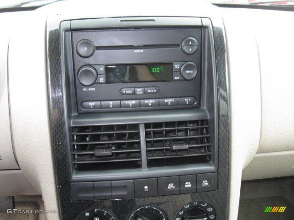 2006 Explorer XLT 4x4 - Silver Birch Metallic / Stone photo #10