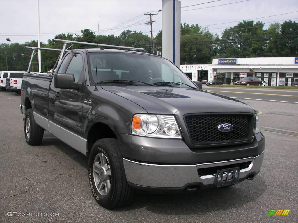 2006 F150 XLT Regular Cab 4x4 - Dark Shadow Grey Metallic / Medium/Dark Flint photo #2