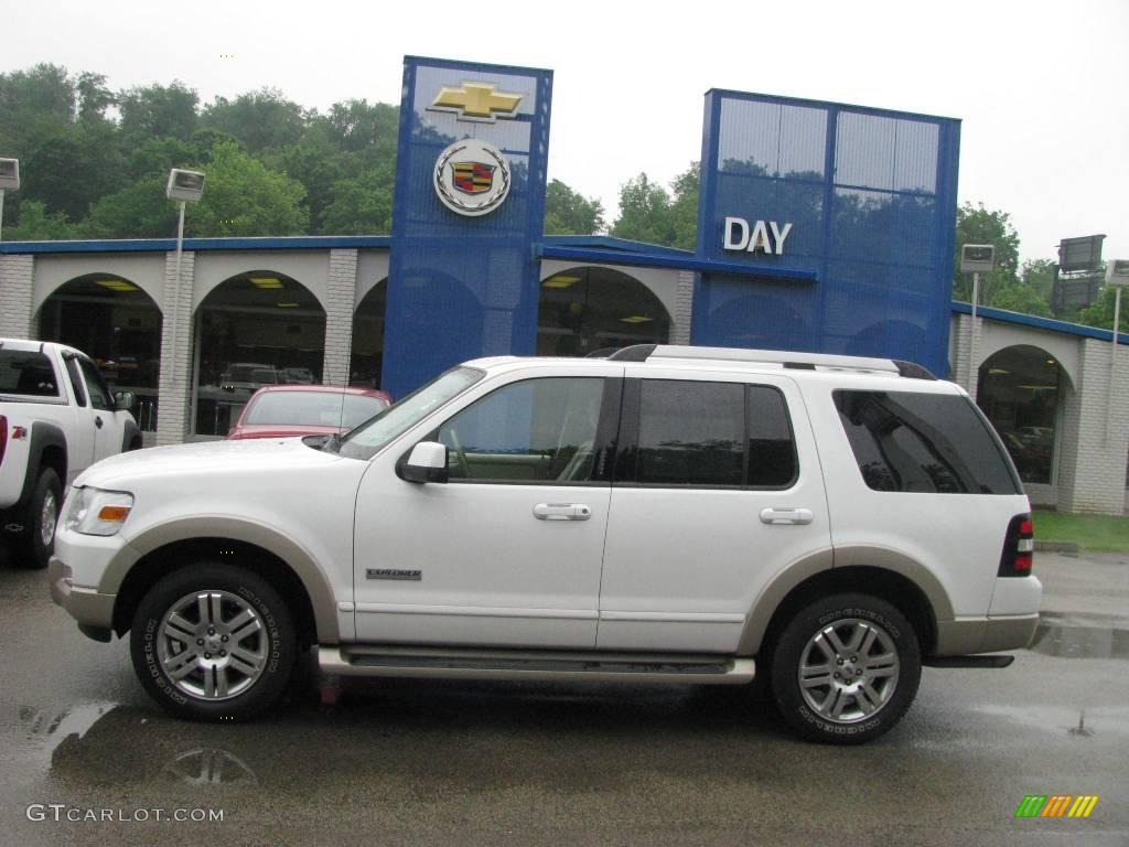 2006 Explorer Eddie Bauer 4x4 - Oxford White / Camel photo #2