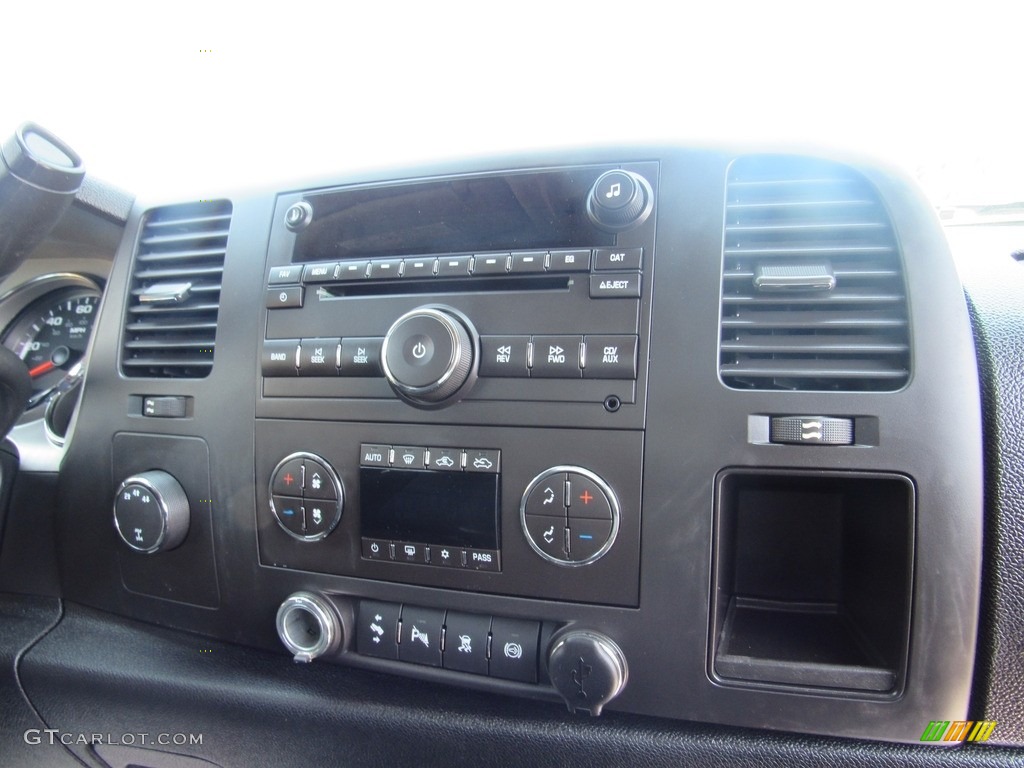 2011 Silverado 2500HD LT Extended Cab 4x4 - Imperial Blue Metallic / Ebony photo #23