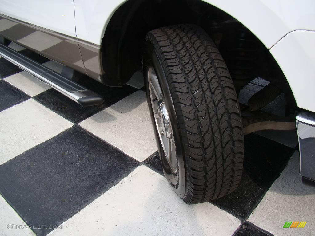 2006 F150 XLT SuperCab - Oxford White / Tan photo #22