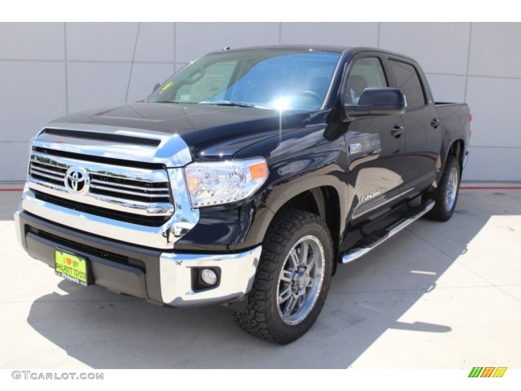 2017 Tundra SR5 CrewMax 4x4 - Midnight Black Metallic / Graphite photo #3