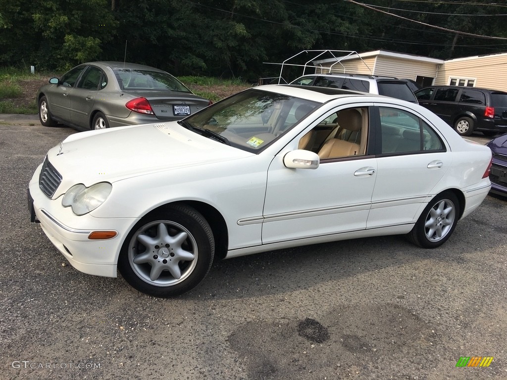 2004 C 320 4Matic Sedan - Alabaster White / Charcoal photo #2