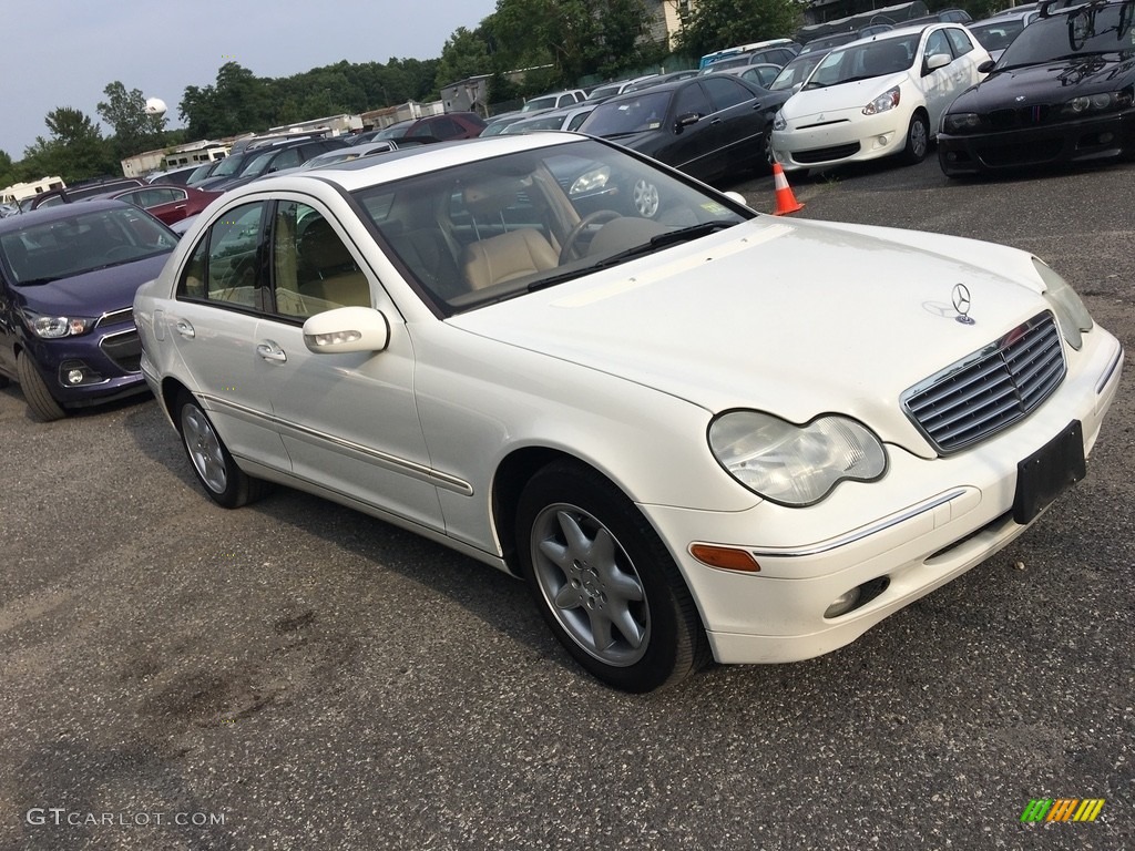 2004 C 320 4Matic Sedan - Alabaster White / Charcoal photo #8