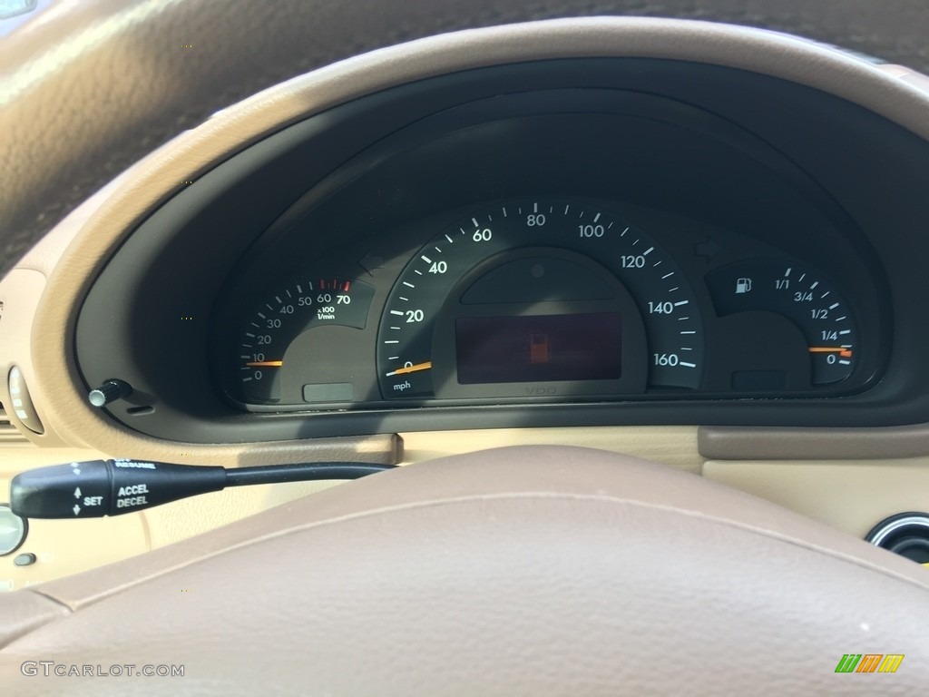 2004 C 320 4Matic Sedan - Alabaster White / Charcoal photo #14