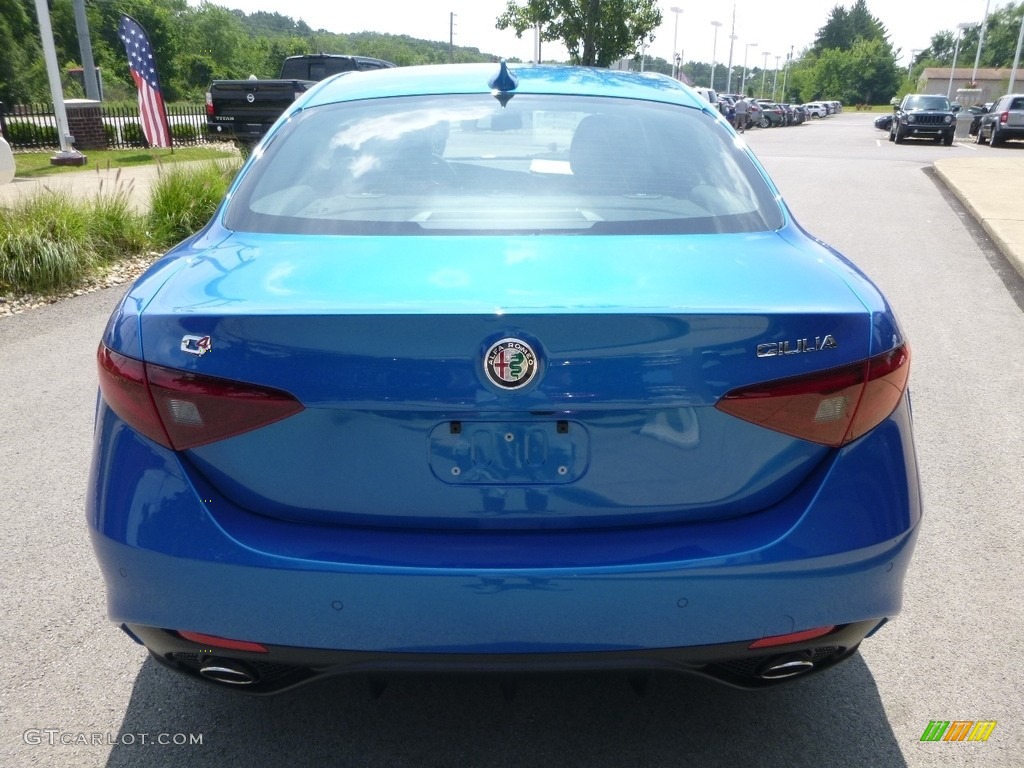 2017 Giulia AWD - Misano Blue Metallic / Black photo #5