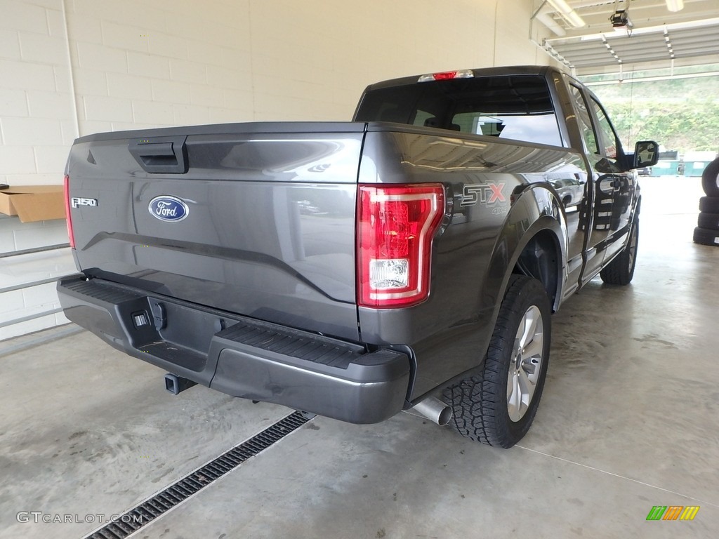 2017 F150 XL SuperCab 4x4 - Magnetic / Black photo #2