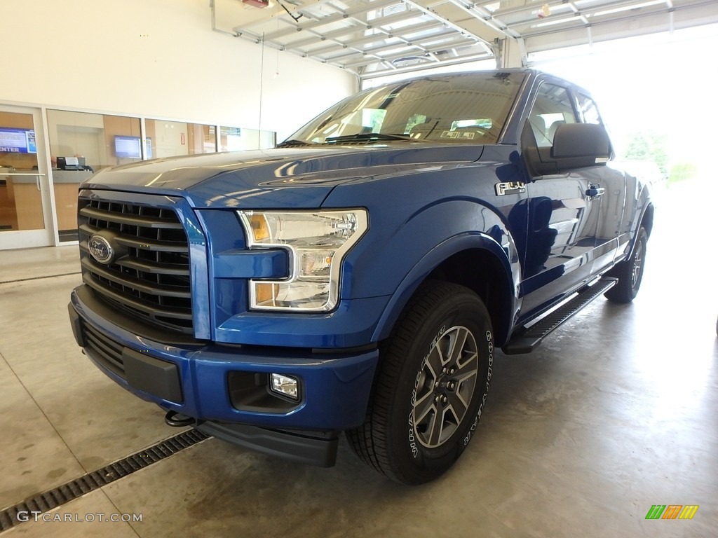 2017 F150 XLT SuperCab 4x4 - Lightning Blue / Black photo #4