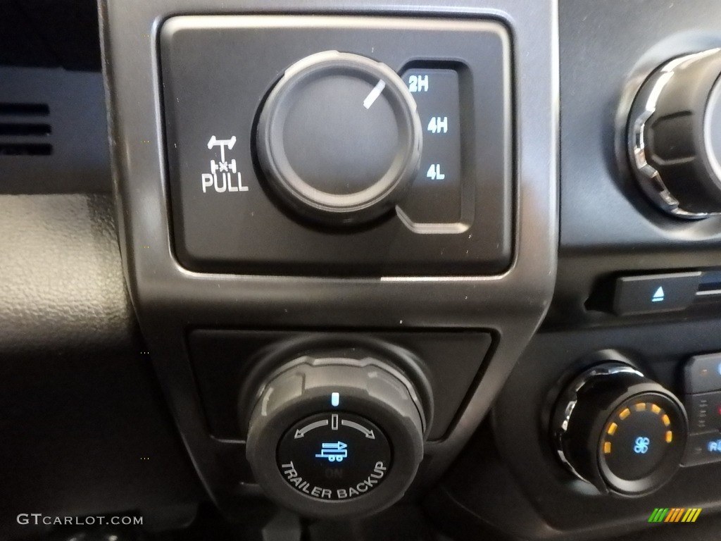 2017 F150 XLT SuperCab 4x4 - Lightning Blue / Black photo #15