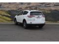 Super White - RAV4 LE Photo No. 3