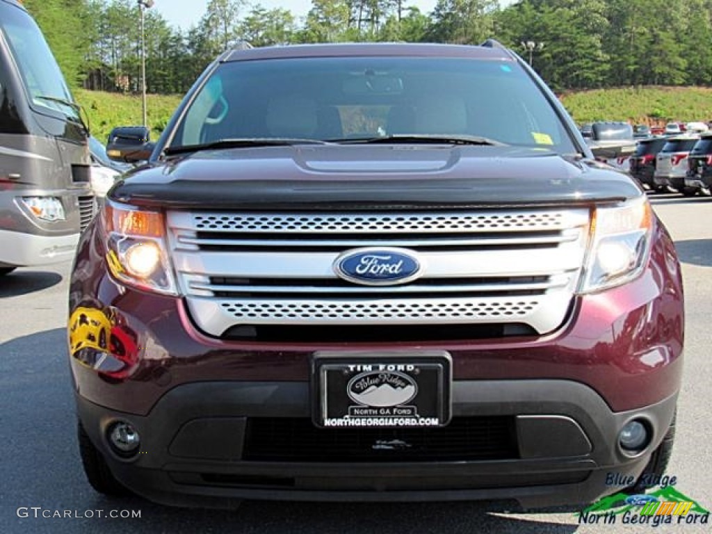 2011 Explorer XLT 4WD - Bordeaux Reserve Red Metallic / Medium Light Stone photo #8