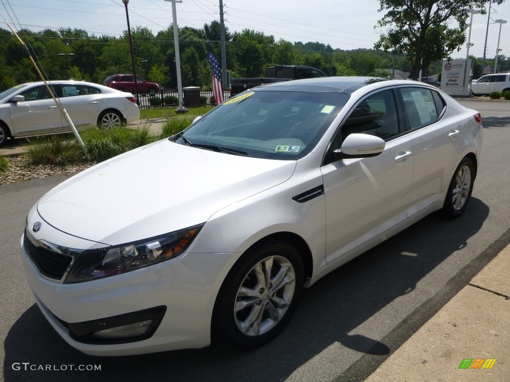 2013 Optima EX - Snow White Pearl / Beige photo #5