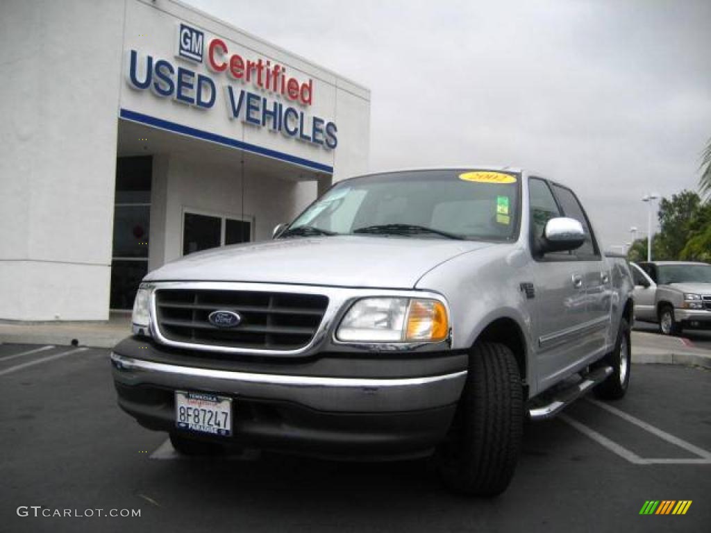 2002 F150 XLT SuperCrew - Silver Metallic / Medium Graphite photo #1