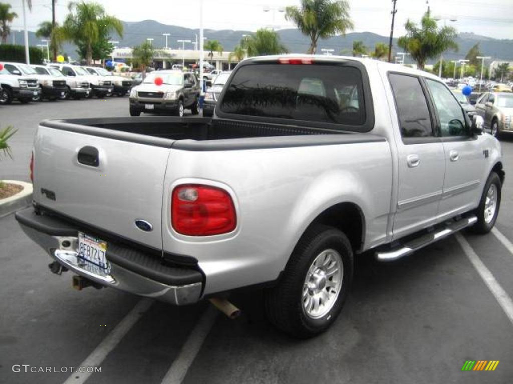 2002 F150 XLT SuperCrew - Silver Metallic / Medium Graphite photo #3