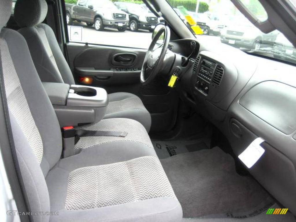 2002 F150 XLT SuperCrew - Silver Metallic / Medium Graphite photo #12