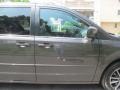 Granite - Grand Caravan SXT Photo No. 15