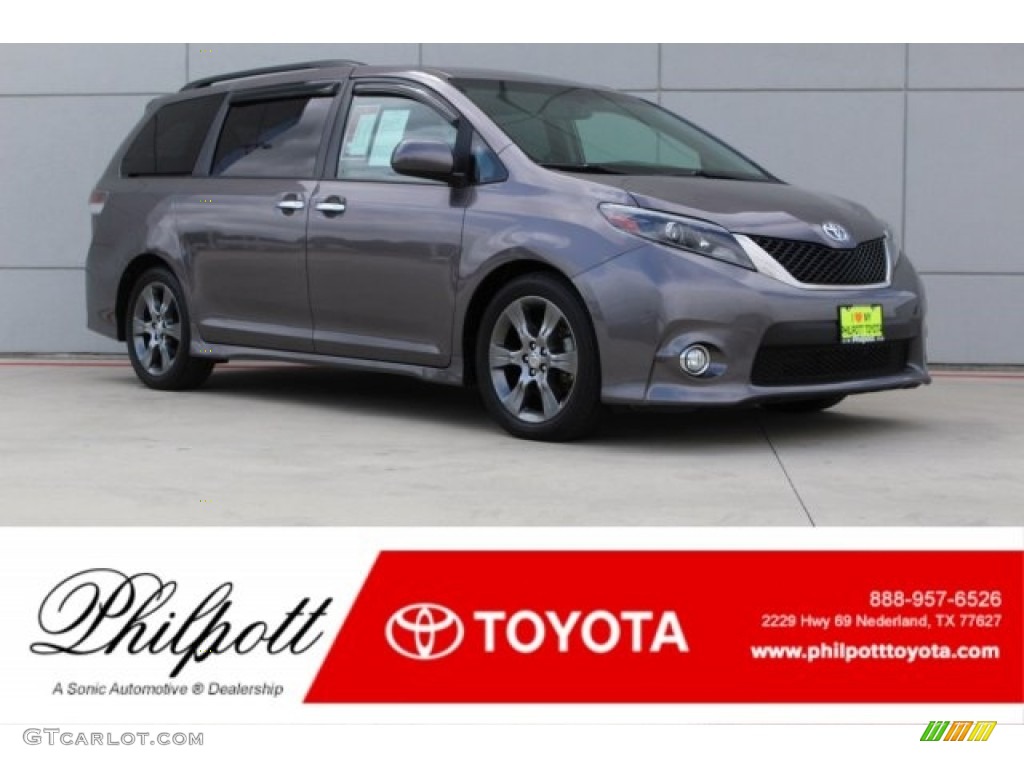 2015 Sienna SE - Predawn Gray Mica / Black photo #1