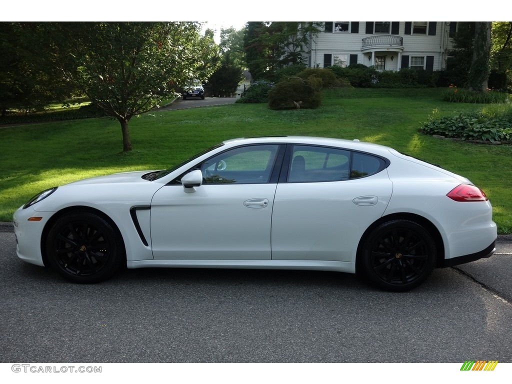 2015 Panamera 4S - White / Black photo #3