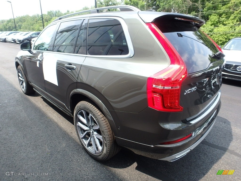 2018 XC90 T6 AWD Momentum - Pine Grey Metallic / Blonde photo #4