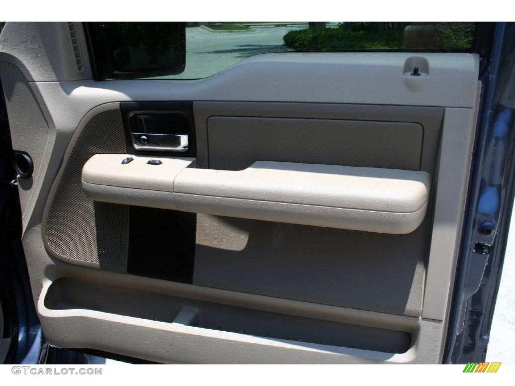 2004 F150 XLT SuperCab 4x4 - Medium Wedgewood Blue Metallic / Tan photo #32