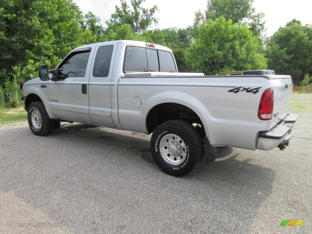 2001 F250 Super Duty XLT SuperCab 4x4 - Silver Metallic / Medium Graphite photo #7