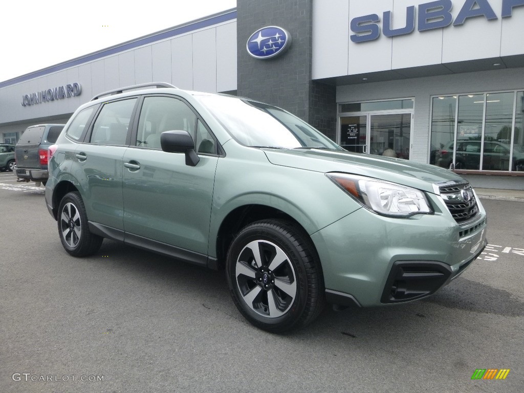 2018 Forester 2.5i - Jasmine Green Metallic / Platinum photo #1