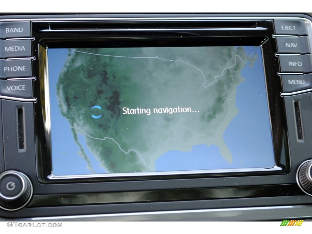 2017 Volkswagen Tiguan Sport Navigation Photos