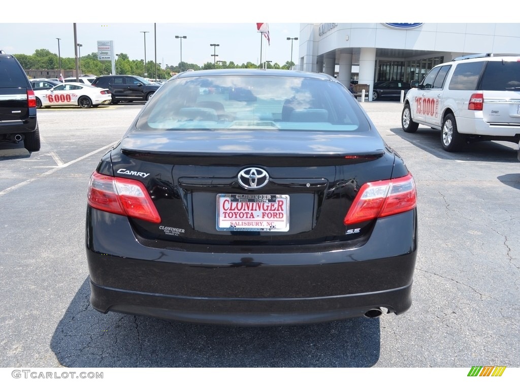 2009 Camry SE - Magnetic Gray Metallic / Charcoal photo #4