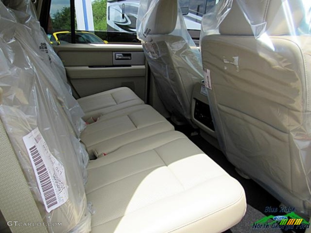 2017 Expedition Limited - Ruby Red / Dune photo #36