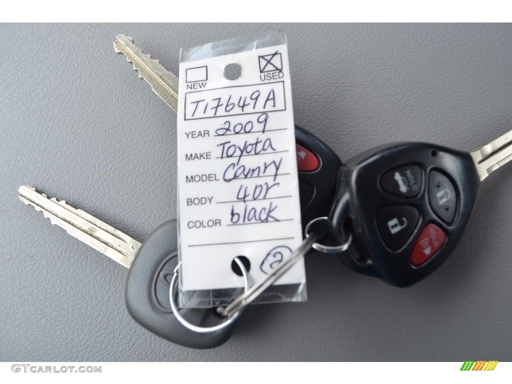 2009 Camry SE - Magnetic Gray Metallic / Charcoal photo #19