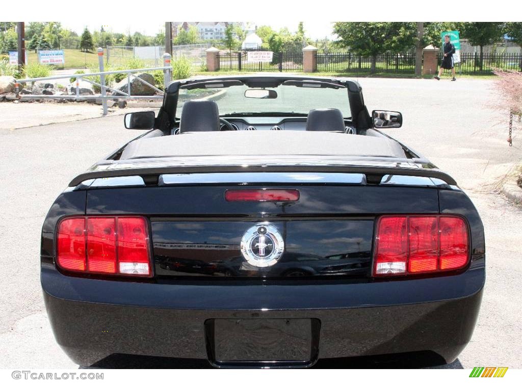 2006 Mustang V6 Premium Convertible - Black / Black photo #6