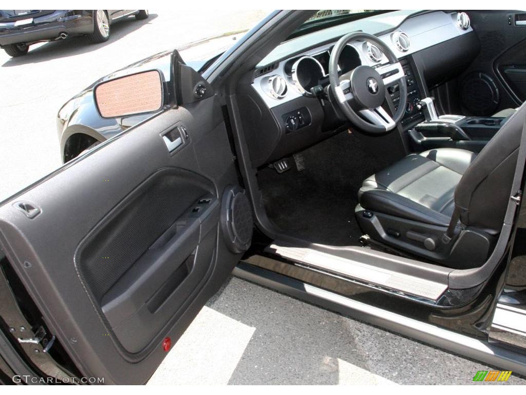 2006 Mustang V6 Premium Convertible - Black / Black photo #7