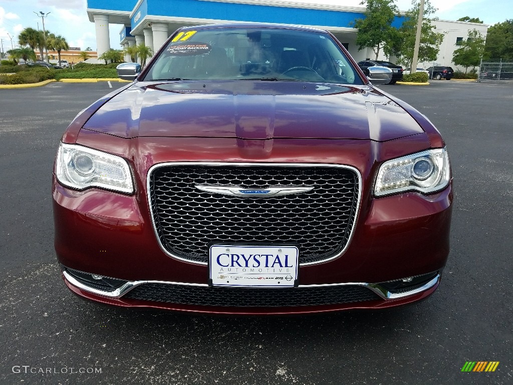 2017 300 C - Velvet Red / Black photo #8