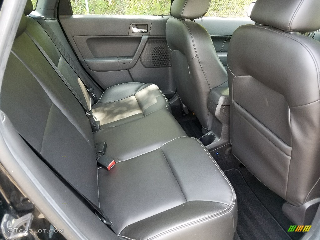 2010 Focus SEL Sedan - Ebony Black / Charcoal Black photo #12