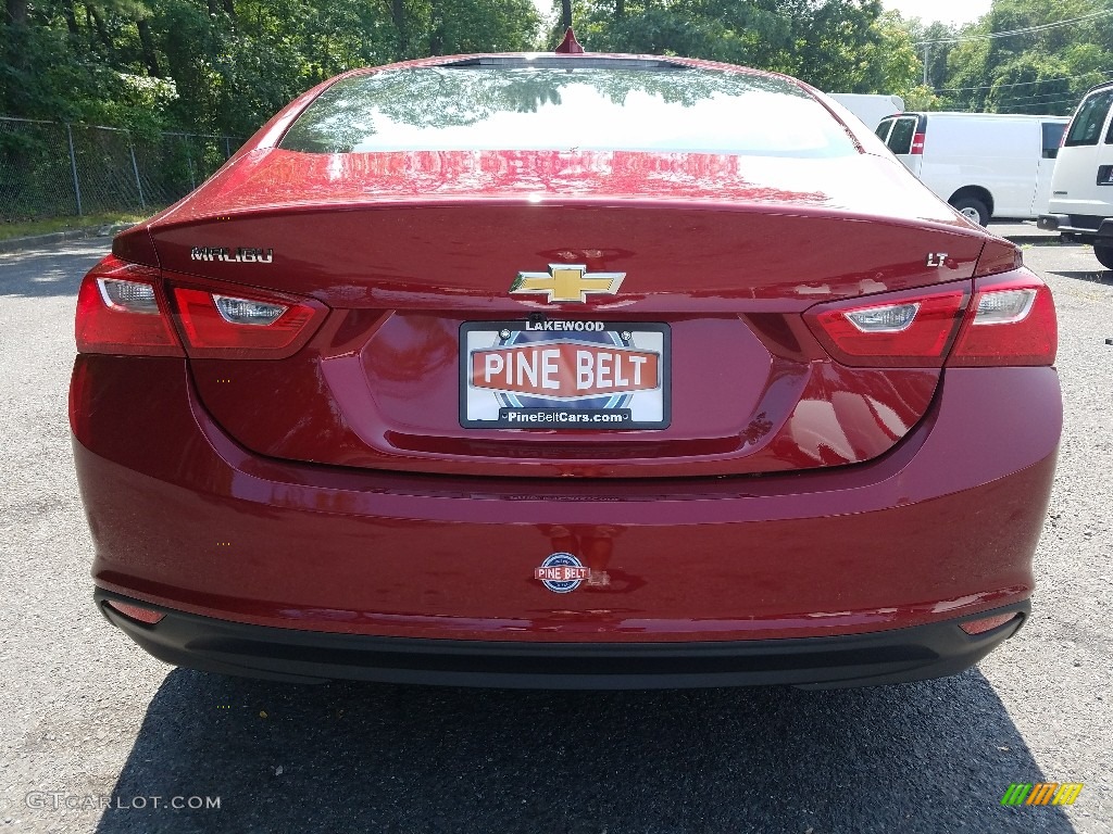 2017 Malibu LT - Cajun Red Tintcoat / Jet Black photo #5