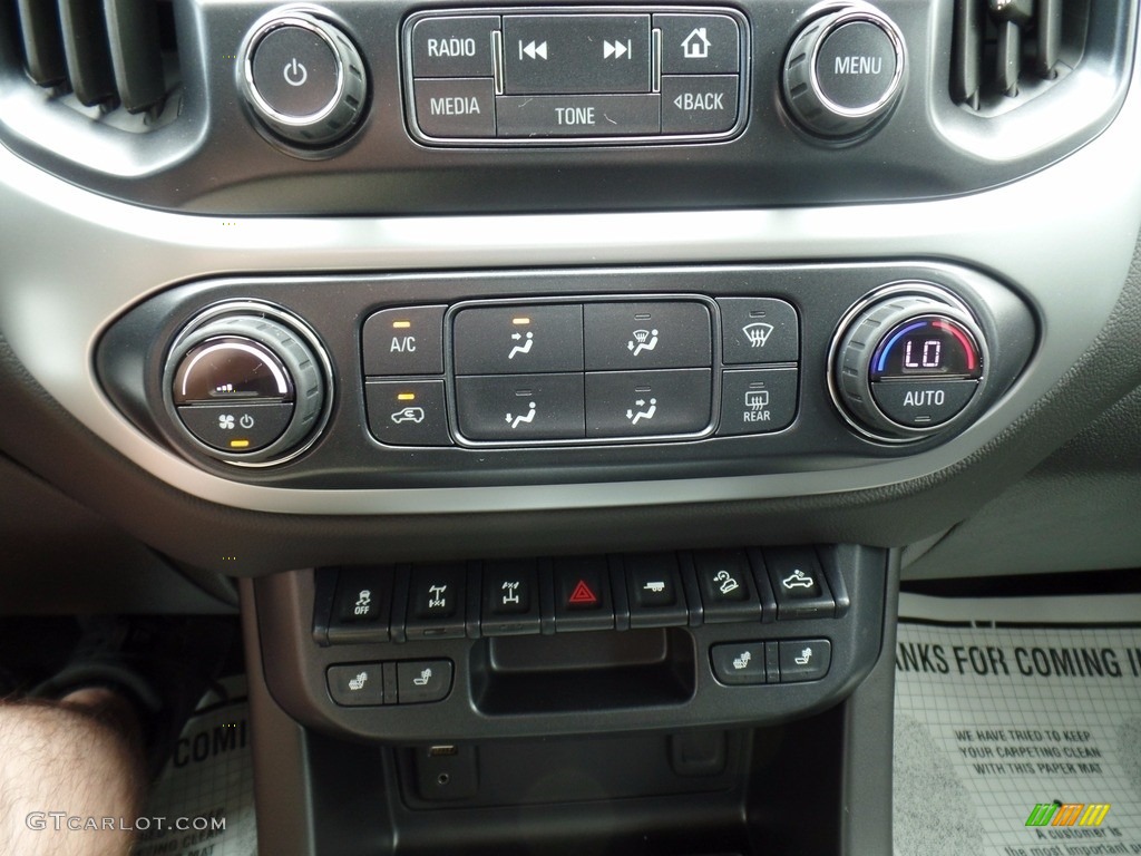 2017 Chevrolet Colorado ZR2 Crew Cab 4x4 Controls Photo #121794048