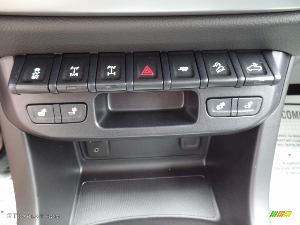 2017 Chevrolet Colorado ZR2 Crew Cab 4x4 Controls Photo #121794066