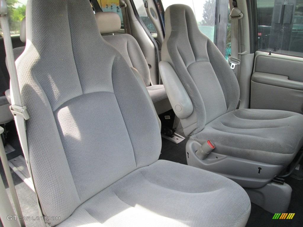 2002 Caravan SE - Patriot Blue Pearl / Sandstone photo #18