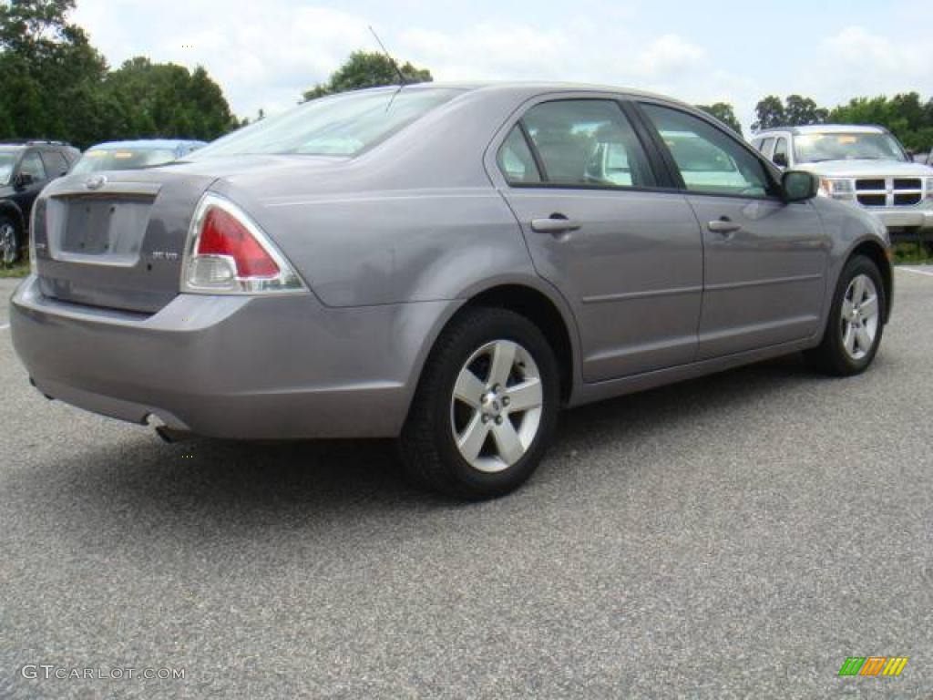 2007 Fusion SE V6 - Tungsten Grey Metallic / Camel photo #5