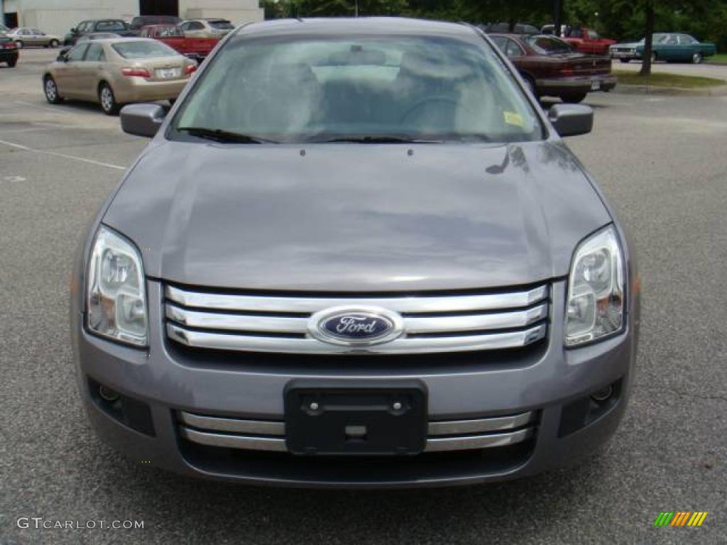 2007 Fusion SE V6 - Tungsten Grey Metallic / Camel photo #7