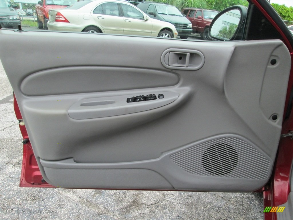 2002 Escort SE Sedan - Bright Red / Medium Graphite photo #10