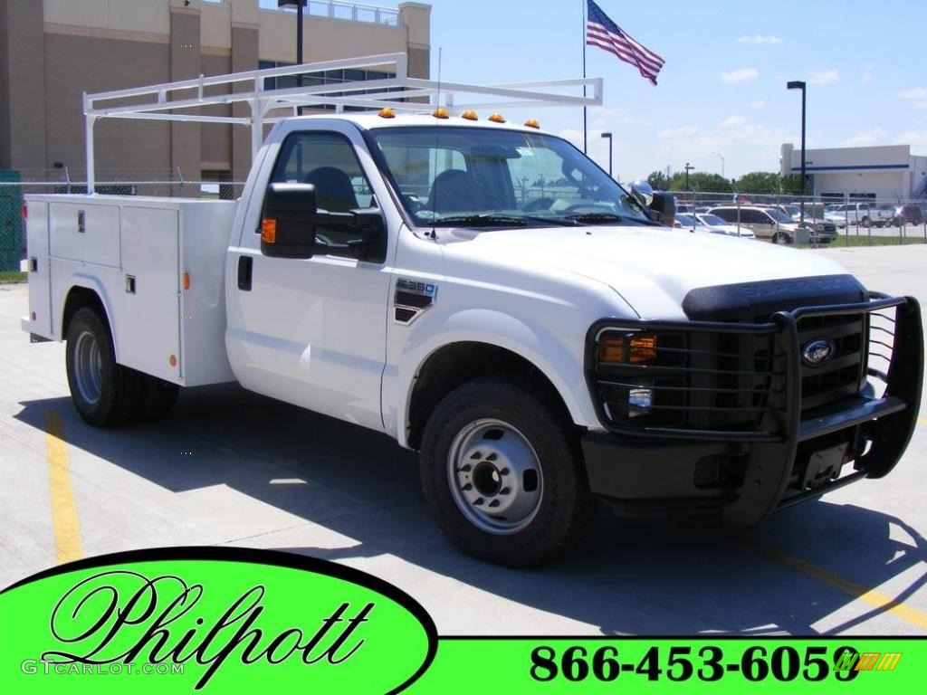 2008 F350 Super Duty XL Regular Cab Chassis Commercial - Oxford White / Camel photo #1